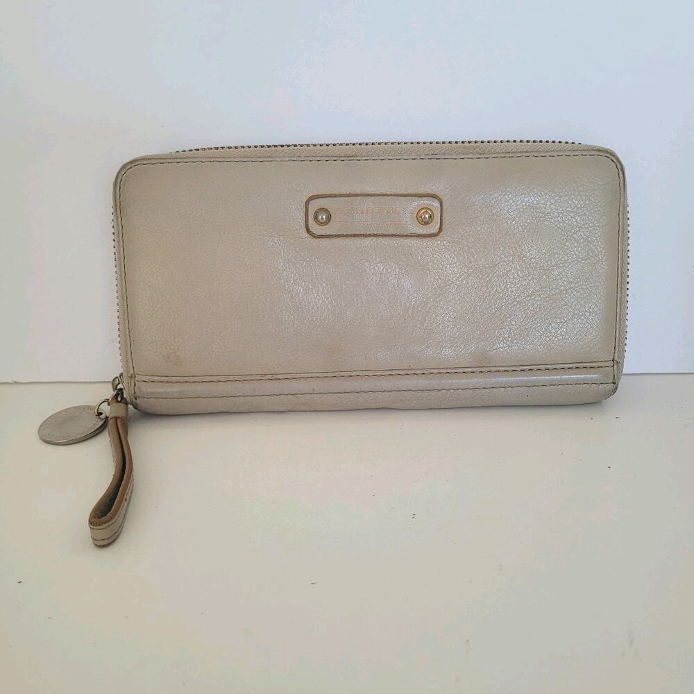 Burberry Blue Label Geniue Leather Zip Around Wallet Beige Logo Large Designer